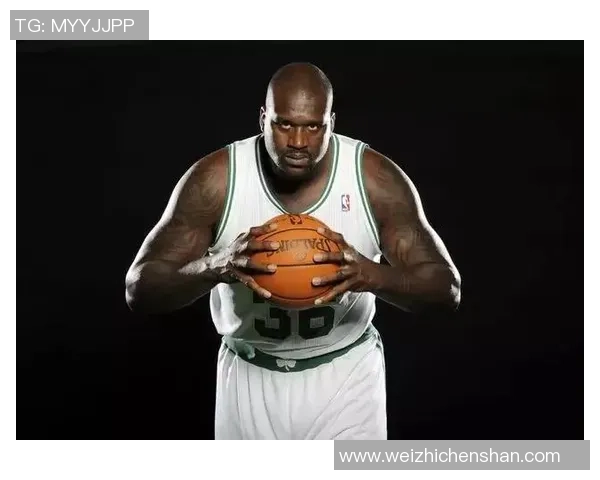 美国足球明星阿里:从草根到巅峰的传奇人生与职业生涯探索 美国足球明星阿里:从草根到巅峰的传奇人生与职业生涯探索